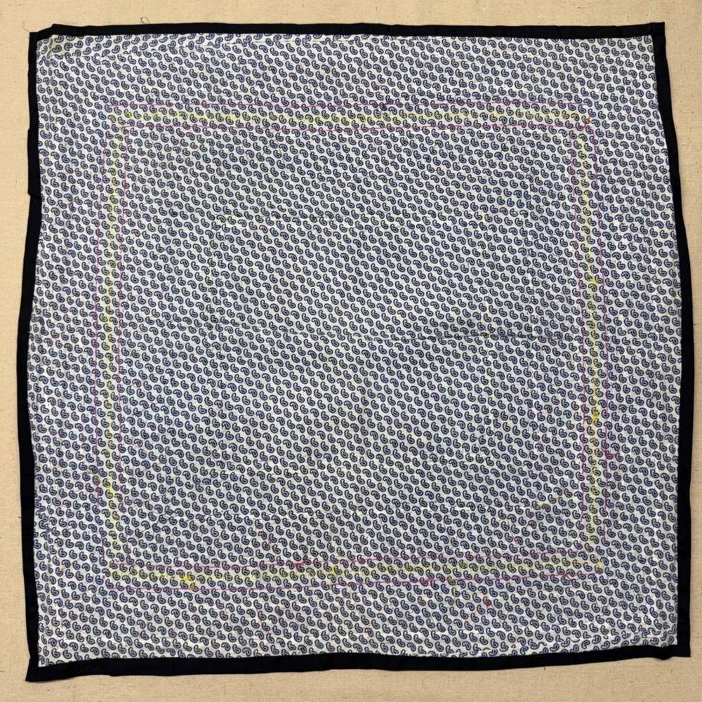 Handmade Hmong Paj Ntaub Story Cloth Embroidery Wall Hanging Geometric 28x28